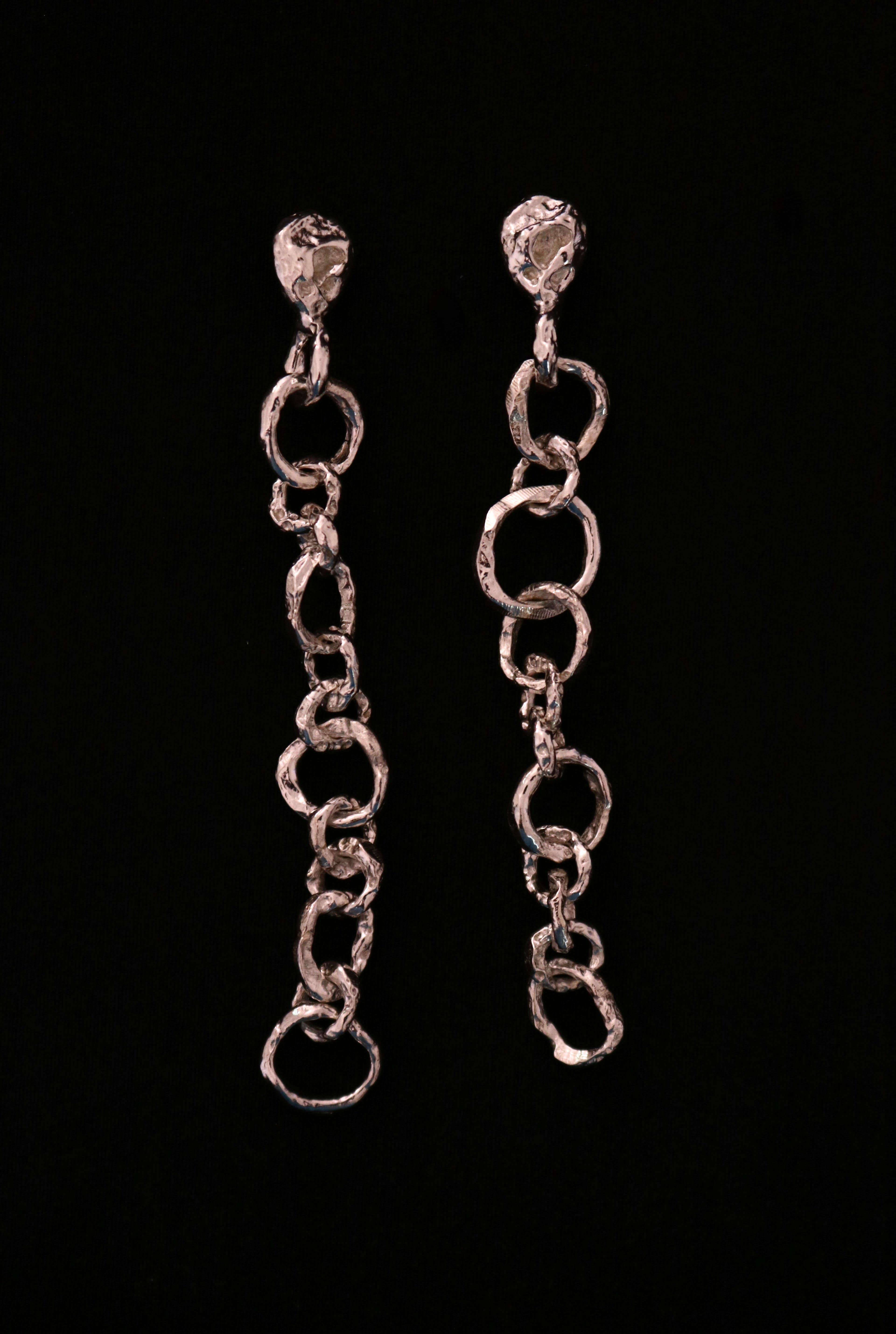 CHAIN EARRINGS